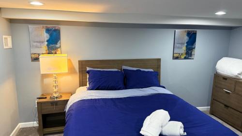 Greektown House | Downtown upper canton 3 bdrm 3 bath home with rooftop and parking pad