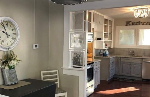 Downtown Vancouver House | Downtown Vancouver WA, Cozy and Charming Bungalow right off Main st, USA