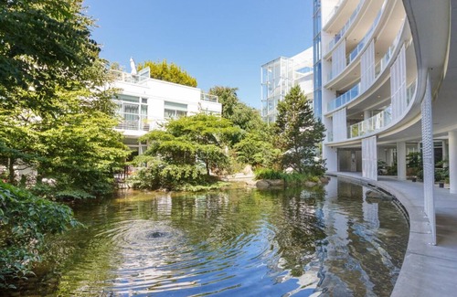 Victoria Condo | Downtown Victoria Seaside Retreat
