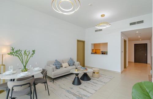 Bur Dubai Apartment | Downtown Views 4702