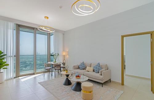 Bur Dubai Apartment | Downtown Views 4702