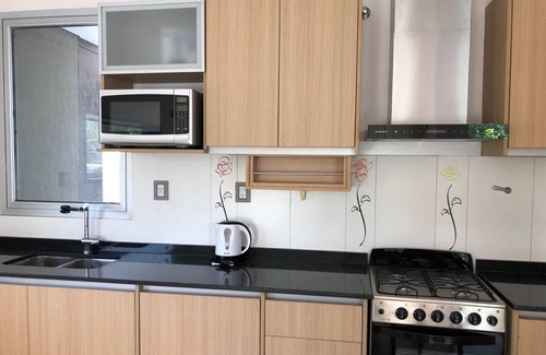 Mendoza City Center Apartment | Dpto Amplio y Luminoso para 4 Pnas