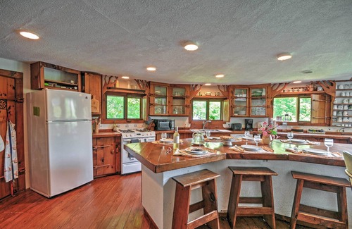 Prospect Harbor Cottage | 'Dragonwood Castle' on Waterfront w/Stunning View