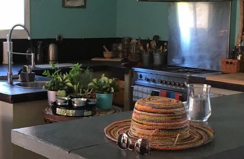 Narbonne House | Dream loft in 19th century chai, with 2 hectares of nature and beautiful beaches 8 kms away.