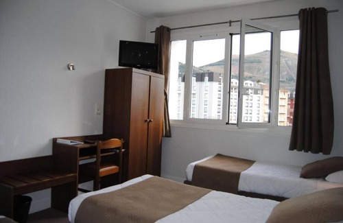 Lourdes Hotel | Dream Stay for Nature Lovers! Cozy & Spacious Unit! Near Top Attractions!