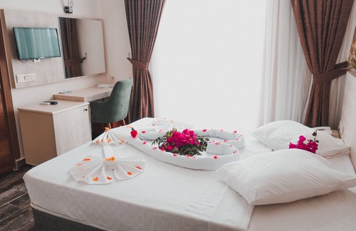 Tekirova Hotel | Dream Town Hotel & Restaurant