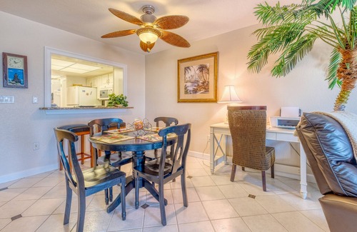 Madeira Beach Condo | DREAM VACATION - DIRECT BEACH FRONT 2/2