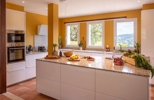 La Londe-les-Maures House | Dream Villa with Air Conditioning, Pool, and Sea View for 10 People in La Londe-Les-Maures