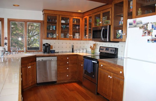 New Fairfield House | Dream waterfront lake house with history, charm and beauty, On Candlewood Isle.