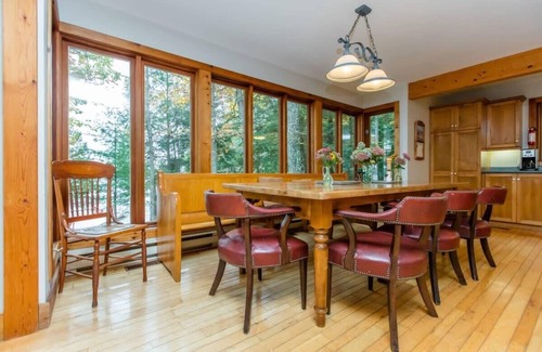 Bala House | Dream Weaver privacy & stunning long lake views!