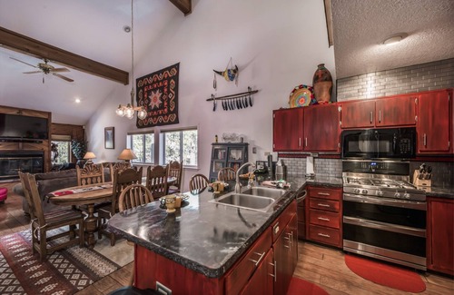 Ruidoso Cabin | Dreamcatcher by Vtrips
