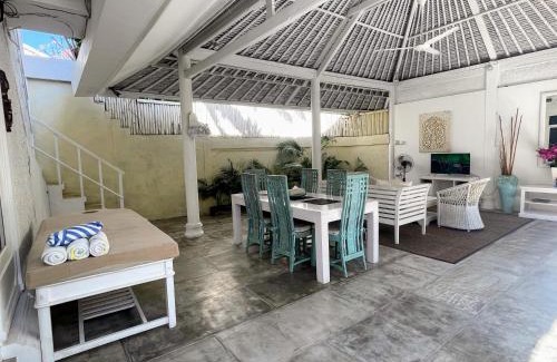 Legian Villa | Dreams Villa - Double Six Beach