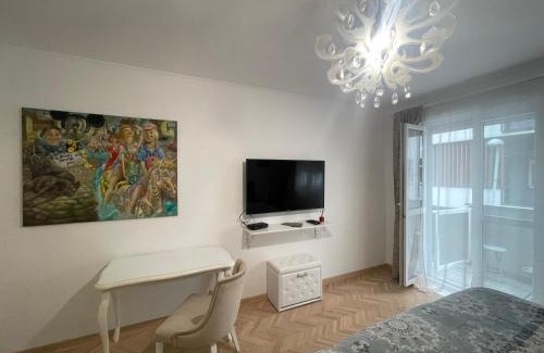 Stari Grad Apartment | Dreamscape City Center