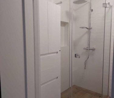 Lutsk Apartment | DreamTown Однокімнатна біля вокзалу