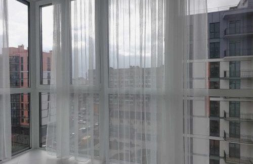 Lutsk Apartment | DreamTown Однокімнатна біля вокзалу
