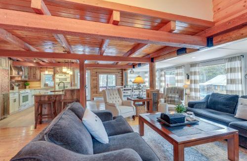 Alpine House | Dreamy Alpine Cabin with Hot Tub, Fireplace and More!