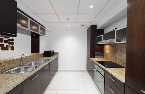Dubai Marina Apartment | Dreamy Apt w/Jaw-Dropping Marina Views