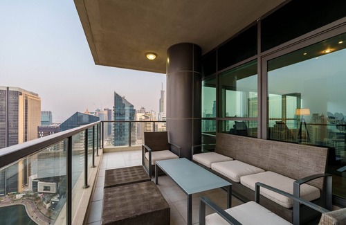 Dubai Marina Apartment | Dreamy Apt w/Jaw-Dropping Marina Views