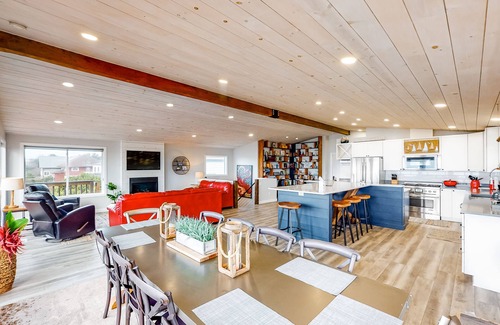 Newport House | Dreamy Coastal Gem Near the Beach W/Ocean View, Game Room, & a Private Hot Tub