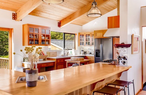 Sea Ranch House | Dreamy coastal home near the bluffs with trails, grill, deck & pool