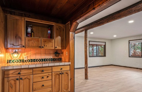 Post Falls Cabin | Dreamy Fully Renovated Lake House