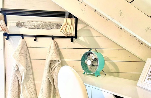 Whitewater Region Cottage | Dreamy Modern Cottage, Picture Perfect Sunsets, Sandy Beach and Luxury Amenities