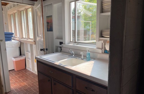Pentwater Cottage | Driftwood Cottage in Pentwater