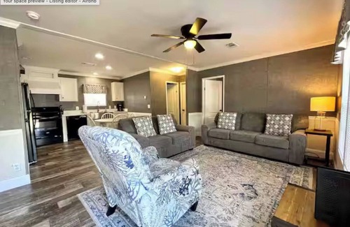 Beaufort House | Driftwood Dunes - Sleeps 6