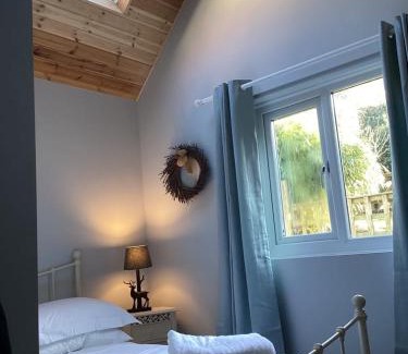 Axmouth House | Driftwood Hideaway