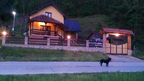 Okletac House | Drinski raj