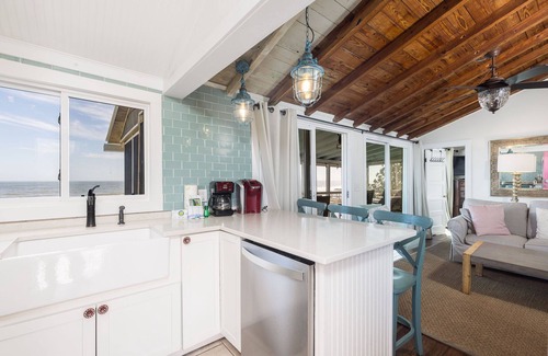 Folly Beach Apartment | Drip Dry Up: Oceanfront 2BR Duplex with Heated Pool & Stunning Views!