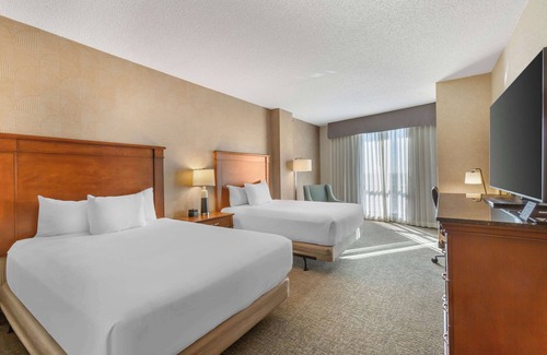 Tempe Hotel | Drury Plaza Hotel Phoenix Tempe