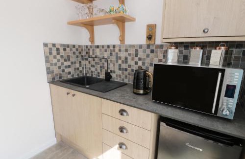 Llanerchymedd House | Drws y Gorlan