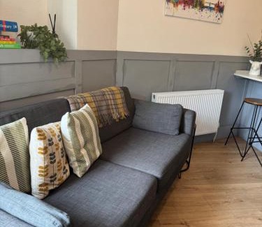 Dundee Apartment | DS Study or Visit