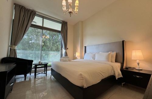 Nad Al Sheba Apartment | Dubai Apartment in Meydan