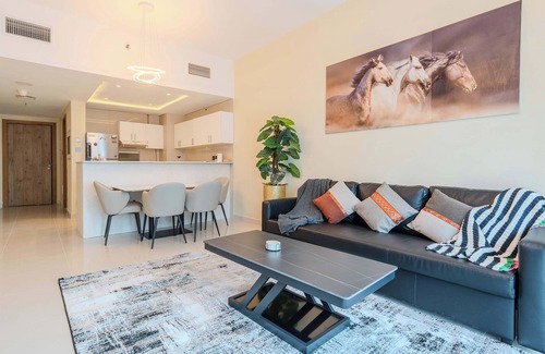 Dubai Marina Apartment | Dubai Marina & JBR, 24/7 Check-in, Ideal for Group