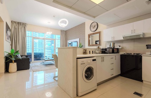 Dubai Marina Apartment | Dubai Marina & JBR, 24/7, Hot Tub, Great for Group