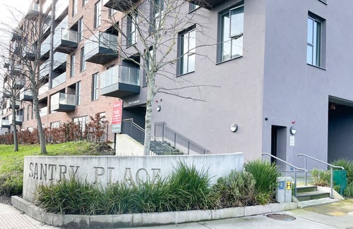 Santry Apartment | Dublin Delight: Large one bedroom apartment