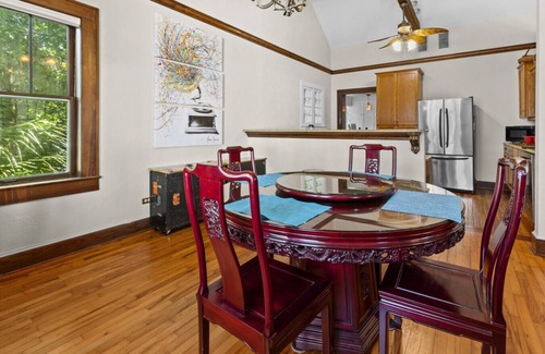Duckpond Apartment | !Duck Pond Charming 3bed 2 bath house!