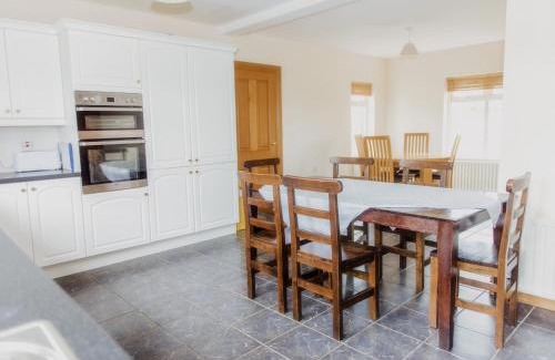 Tullaghan House | Duncarbury Heights - 4 Bedroom Detached House