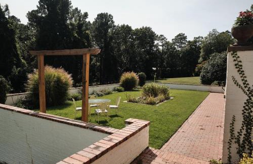 Southern Pines Bed & Breakfast | Duncraig Manor