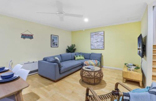 Ocean Grove Apartment | Dune Top Views 400m walk to beach