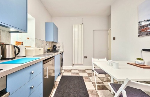 Portrush Apartment | Dunluce Green 1 ~ High-Finish Luxury beside Beach