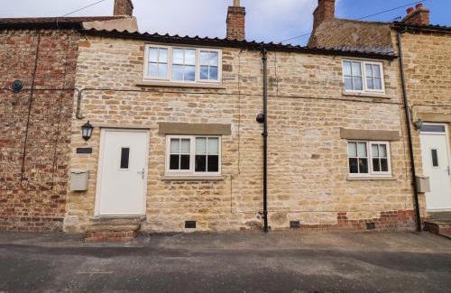 Westow House | Dunning, The Mount