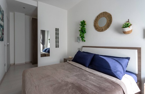 Dergano Apartment | [Duomo 15 Minutes] Suite with Netflix at AfforiM3