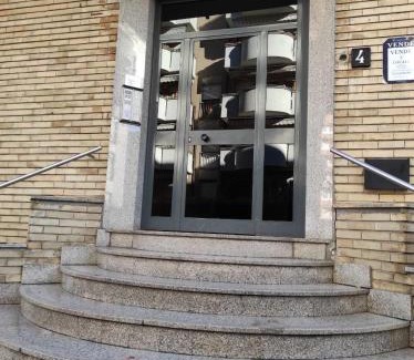 Dergano Apartment | Duomo a 15 minuti di Metro-Suite con Netflix ad Affori M3