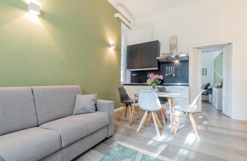 Ripamonti Corvetto Apartment | DUOMO-Navigli Charming and Modern with fast WIFI