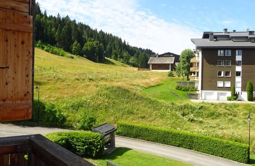 Les Gets Apartment | Duplex 2BR for 5 - Ski-In/Ski-Out, Garage, Free Shuttle