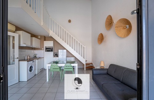 Palavas-les-Flots Apartment | Duplex 2e Ligne Palavas Clim Terrasse Ascenseur + Parking