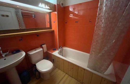Les Angles Apartment | Duplex 3 pièces + cabine avec balcon et parking au centre des Angles - FR-1-593-102